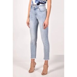 Frank Lyman Jeans Womens S (6-8) Slim Mid Rise‎ Stretch Raw Hem Light Wash Denim